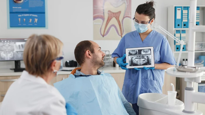 ایمپلنت دندان